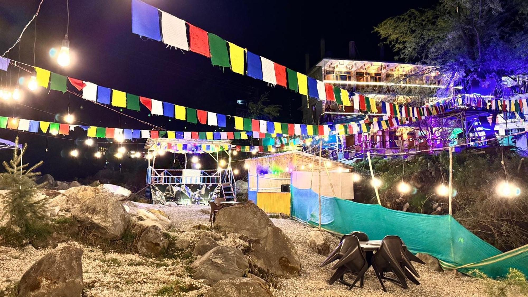 Hostel 360 Degree Manāli Esterno foto