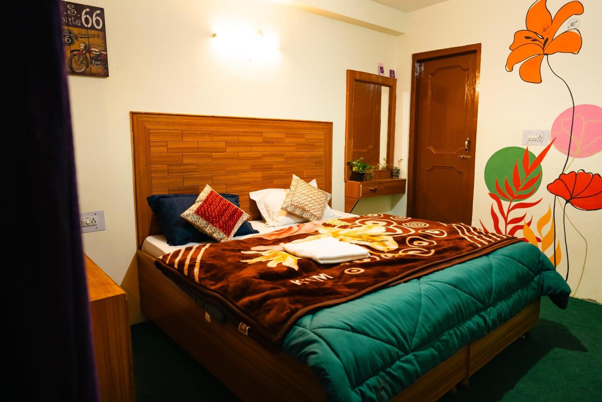 Hostel 360 Degree Manāli Esterno foto