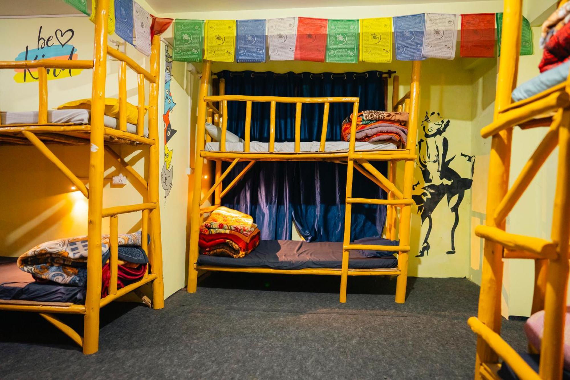 Hostel 360 Degree Manāli Esterno foto